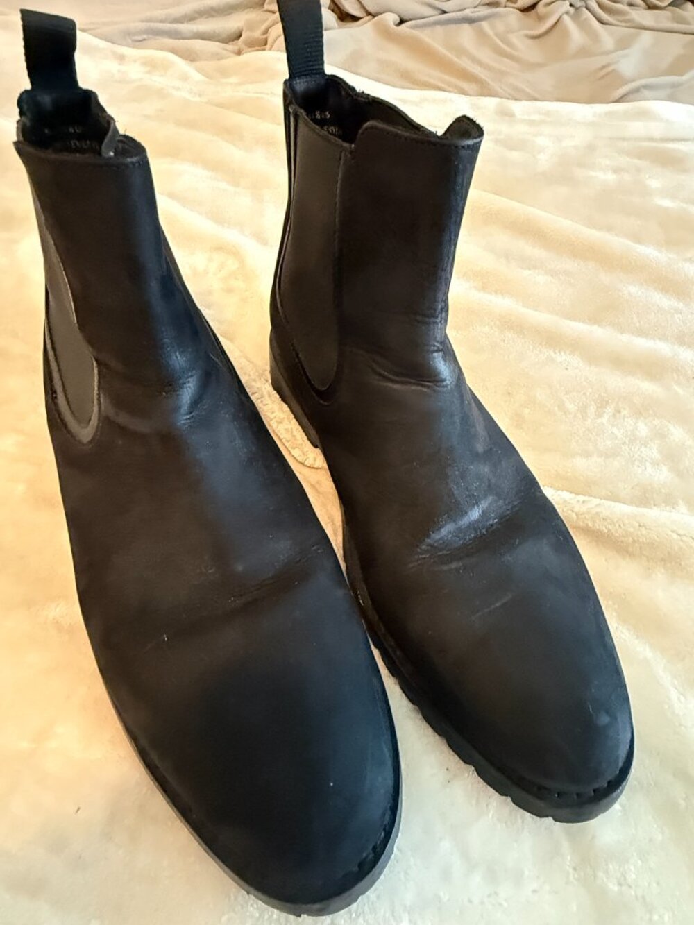 Thursday Boots Black Chelsea Boots Size 11 Gorgeous Everyday Wear Boots - Picture 16 of 16